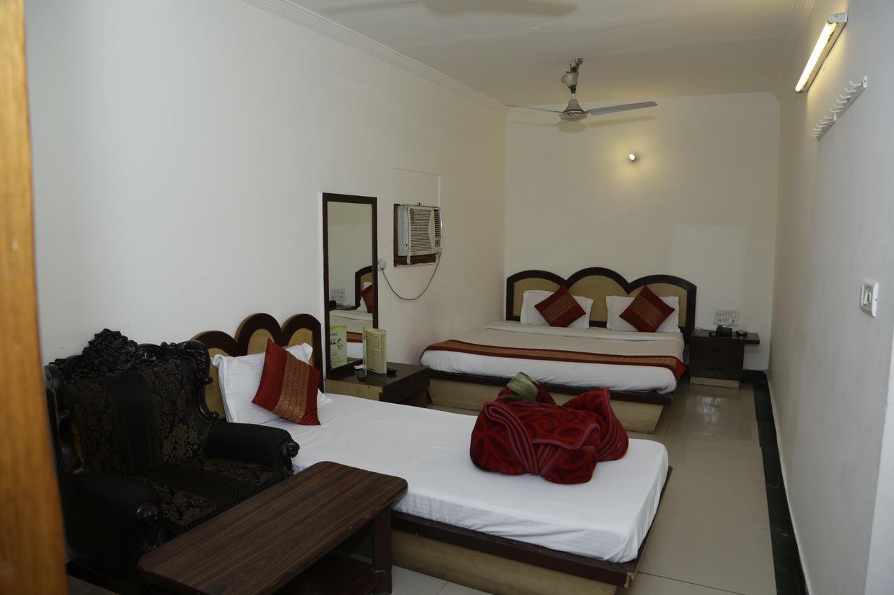 Vishal Hotel By Comfort Rooms New Delhi Exterior photo
